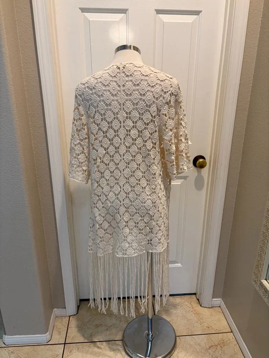 Rebellion Cream Crochet Fringe Open-Front Cardigan - Picture 8 of 9